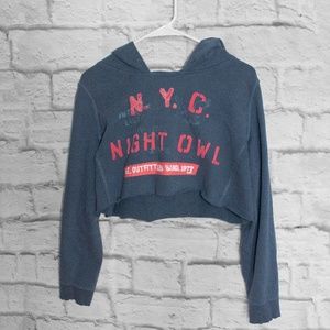 AEO Pullover Cropped Hoodie "Night Owl"